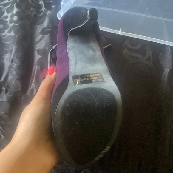 High heels - Picture 4 of 4